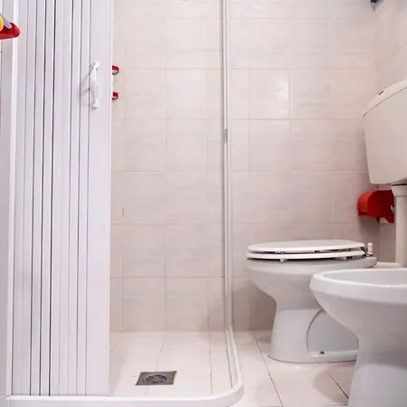 Enjoy Our Flat In The Area In Apartment