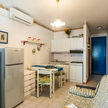 Enjoy Our Flat In The Area In